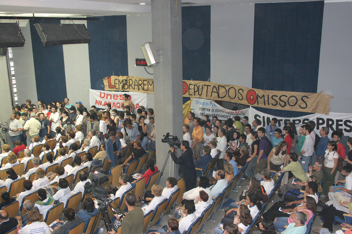  <a style='float:right;color:#ccc' href='https://www3.al.sp.gov.br/repositorio/noticia/03-2008/SPAULO PUBL4486.jpg' target=_blank><i class='bi bi-zoom-in'></i> Clique para ver a imagem </a>